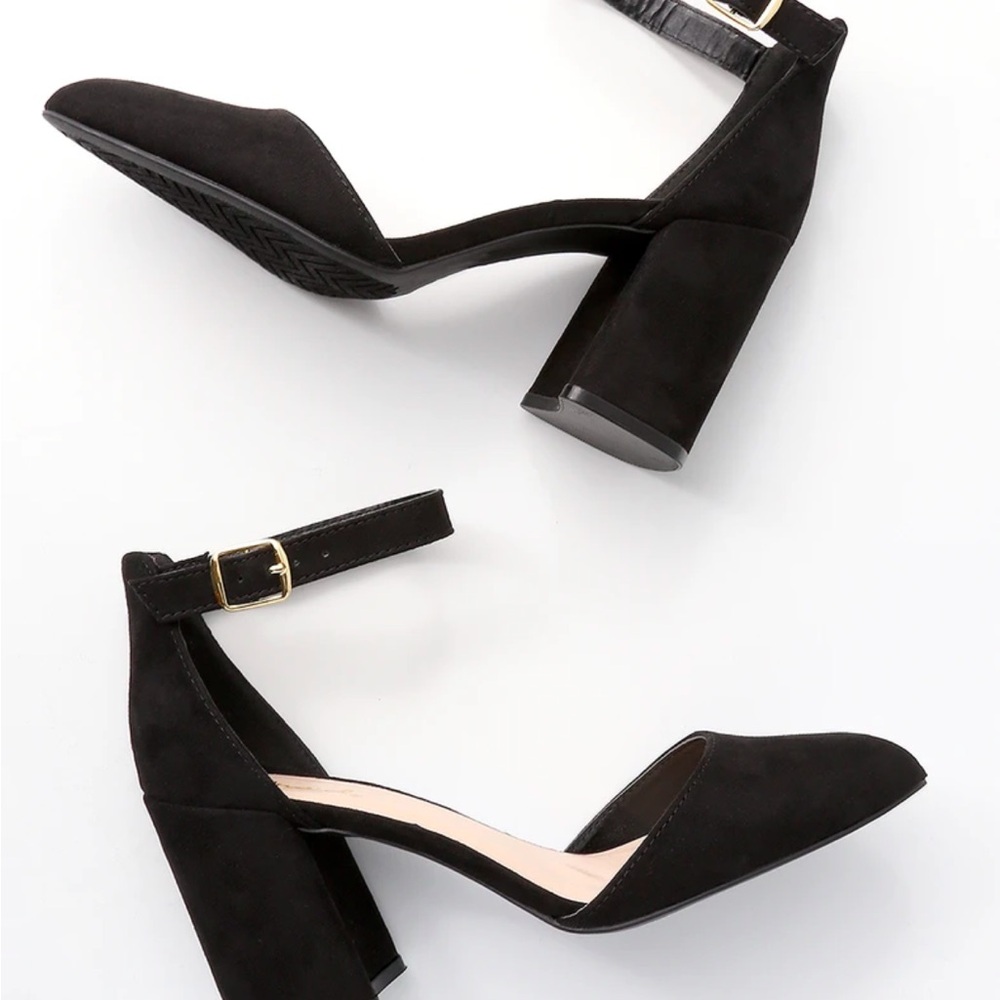 Lulu’s Strappy Block Heel
